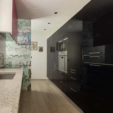 Portu Casa Albero I Aston *